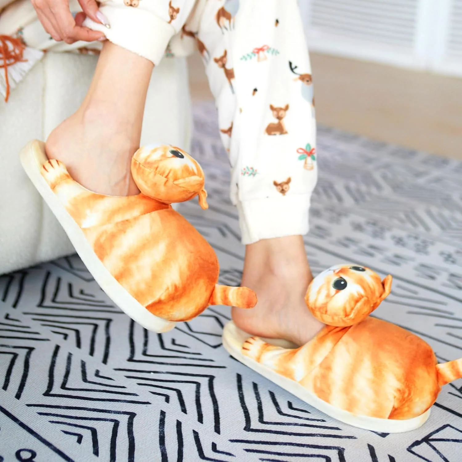 Funny Fuzzy Cat Slippers For Cat Lovers - Image 2